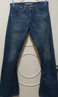 LEVI'S ENGINEERED JEANS