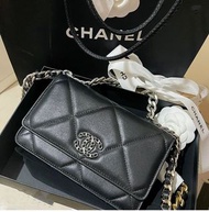 Chanel 19 WOC 黑銀 （香港專門店）