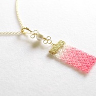 手工染色梭織蕾絲條紋圖案吊墜 Akebono