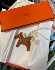 [全新] 愛馬仕小馬 Rodeo PM 難得金配大象灰, 有單可睇，有盒