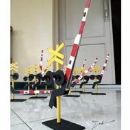 1 pcs train cross toy