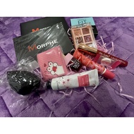 LOCK LIVE SET C ( 1 EXCLUSIVE ITEM + 5 PILIH + 4 FREE GIFT )