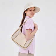 ELLE Active |กระเป๋าสะพายไหล่เดียวลายดอกไม้แนววินเทจจาก Elle Active ความจุมาก ใช้ได้ทั้งแบบถือและสะพ