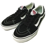 二手 Vans UA SK8-Low 運動鞋，US9 碼（27 公分），黑/白。