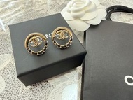 99% new Chanel CC Logo Hoop Earrings 皮穿鏈耳環