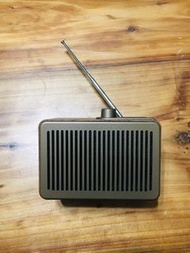 復古造型無線藍牙喇叭（收音機功能）Retro style wireless bluetooth speaker (radio function)