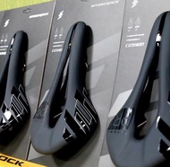 Bigrock 大石座墊碳纖維超輕騎短鼻坐墊公路車登山車坐墊坐包