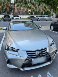 個人自售～2017 lexus is200t 鈦色豪華版 ～少開只跑6萬