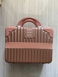 迷你行李箱