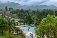 拉差布里瑞士谷希普度假村 (Swiss Valley Hip Resort Ratchaburi)