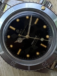 WMT white 100m = 330ft diver watch