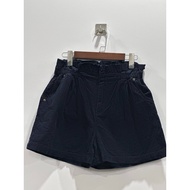 2hand shorts.