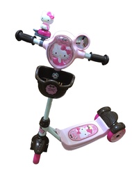 เฮลโล คิตตี้ ช็อคโกแลต สกู๊ตเตอร์ Scooter Hello Kitty Y1316