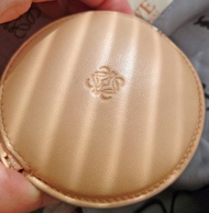 全新品連盒 Loewe 圓餅乾收納包 錢包零錢夾 零錢包散銀包 散紙包