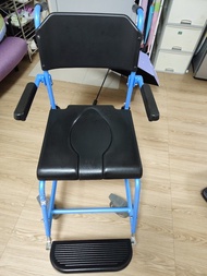 不鏽鋼有輪沐浴便椅