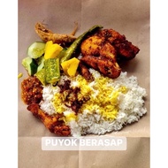NASI PUTIH AYAM BEREMPAH GULAI KUNING IKAN MASIN