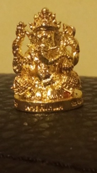 象神小立尊