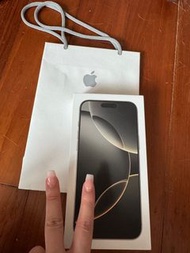 Iphone16pro max 256 原色