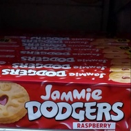 Jammie dodgers strawberry flavor 8pcs @ 18gr Imported Biscuits