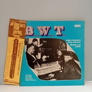 #AA127-31 LP TERPAKAI [ BOOGIE WOOGIE TRIO ] USED LP < NM >