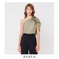 [asava ss23] Asava Signature Ruffle Blouse เสื้อผู้หญิง ไหล่เดียว แขนเคปแต่งระบาย ซิปข้าง