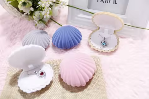 Ocean Style Shell-shaped Jewelry Box for Rings Earrings 4 Colors Options Made of High Level Flannel