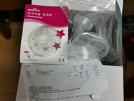 全新 Spectra 28cm 喇叭2個，鴨咀軟膠1個 （用左舒服好多），原價$340