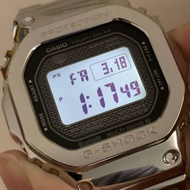 CASIO G-SHOCK GMW-B5000D-1DR