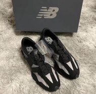 New Balance 327系列 復古跑鞋 黑灰色