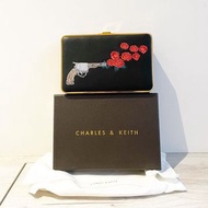 正品Ck槍與玫瑰飾品手拿鍊包