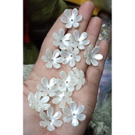 6-FOOT PETAL MOTE ACCESSORIES 2CM SIZEBroken White