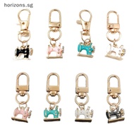 [B&T] 4pcs Mini Sewing Machine Keychains – A Stitch Of Memory & Meaning, Vintage Miniature Enamel Me