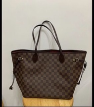 LV Neverfull