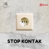 BRAND BUILT-IN CONTACT OUTLET Broco