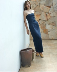 Paloma - Linen Tube Dress in Navy ชุดเดรสลินินเกาะอก สีกรมท่า