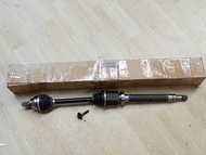 เพลาขับหน้าข้างขวา Ford Focus MK2/2.5 เครื่อง 1.8/2.0 เบนซิน เกียร์ Auto