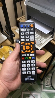 Khiển lệnh học dàn loa SoundMax B30 5.1 ( copy từ khiển gốc- có giấy hướng dẫn)