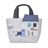 Kusuguru Japan 手提包 立體房子 刺繡前口袋造型寬口收納包 -灰