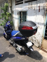 [HCM]Thùng xe máy givi B34N và baga lắp cho xe Nouvo 5