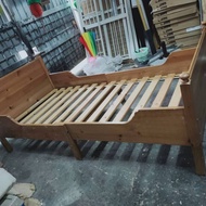 Ikea extendable toddle to single bed (second hand)/ katil budak / bujang (tarik panjang )terpakai