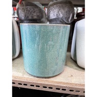 Ceramic pot - (round shaped) - dimension: 20cm width x 20cm height