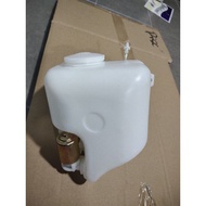 Wiper tank Isuzu Invader/Rodeo/TFR