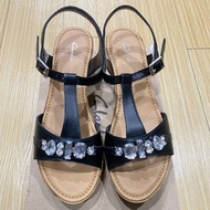 SHIREEN RAY BLACK INTEREST