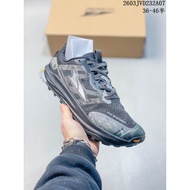 Altra Lone Peak 9+ Running Shoes