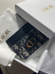 Dior 30 Montaigne Freesia 卡片套