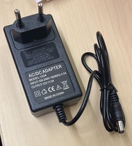 Adaptor 12Volt 2A