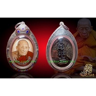 North Thailand Holy Monk Cuban duangdee One Hundred Years Old Special Edition Porcelain Surface Itself (locket kruba duangdee b.e.2557) -Thailand amulets thai amulets amulets Thailand Holy Relics