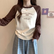 t shirt ootd t shirt lengan panjang perempuan t shirt perempuan t shirt oversize Baju-T Lengan Panjang Retro Wanita Awal Musim Bunga Slim Dipotong Baju Asas 2024 Lengan Raglan Baharu Atas