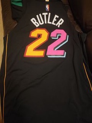 Jimmy Butler City au 52 with tags