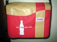 【全新限量】可口可樂 Coca-Cola 潮流包 郵差包 斜背包 書包 筆電包
